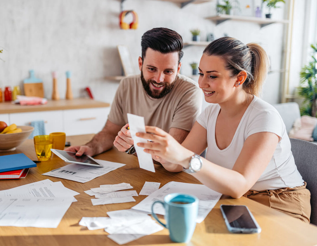 Smart Money Moves: 6 Ways to Invest Your Tax Refund This Year